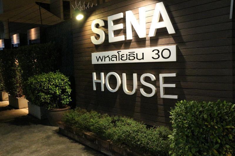 Sena House Hotel Банкок Екстериор снимка